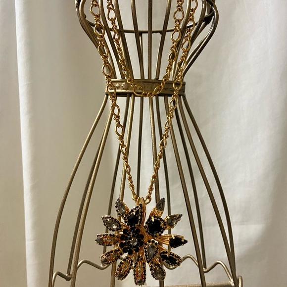 Erickson Beamon Target rhinestone pendant necklace - Picture 4 of 4